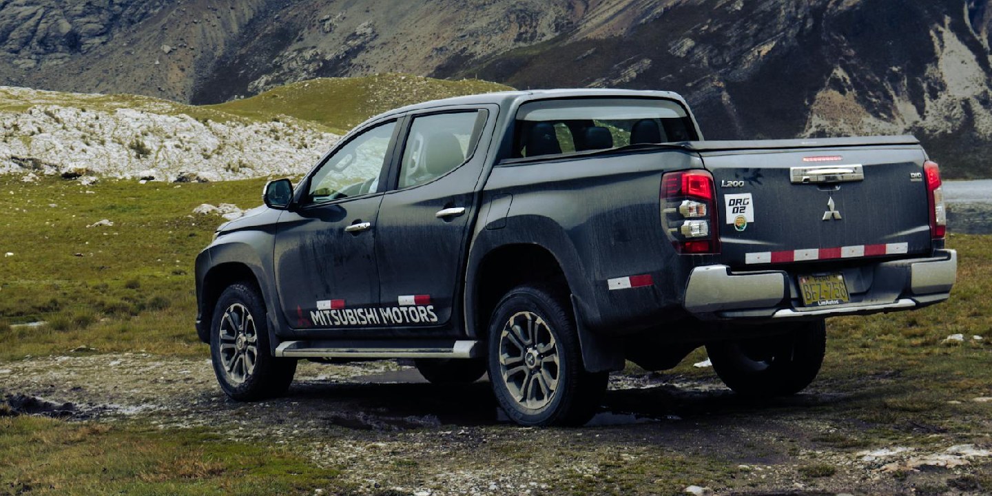 Triton HDX MT Single cab 4WD